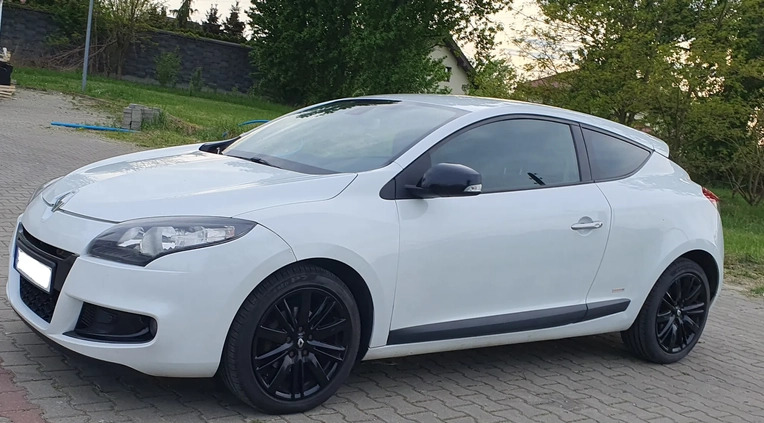 Renault Megane cena 26000 przebieg: 168780, rok produkcji 2011 z Golczewo małe 191